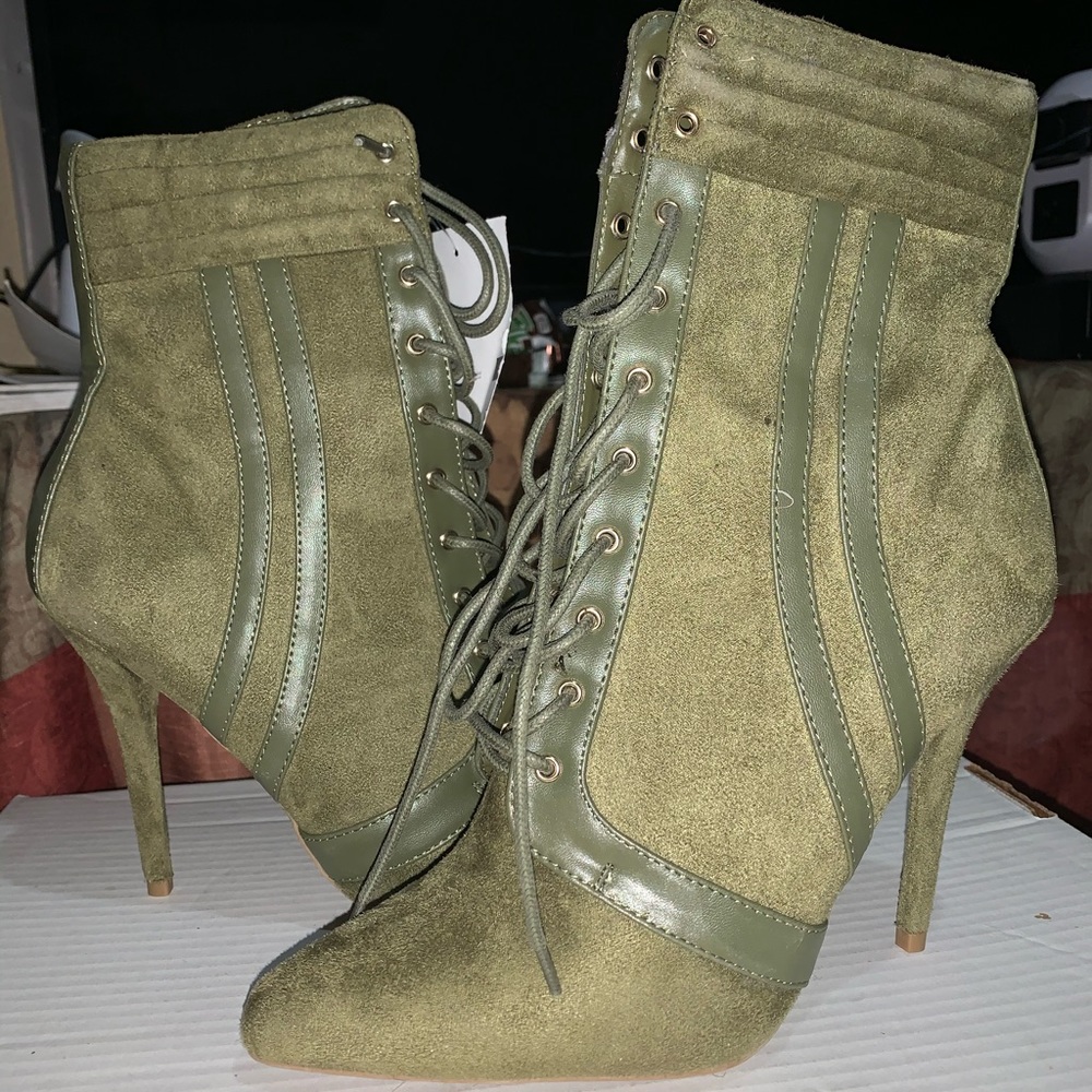 Ankle boots.